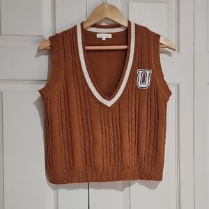 Ultra Flirt Cable Knit Sweater Vest – Size M